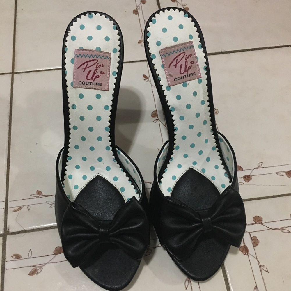 Pinup Couture Bow Mules